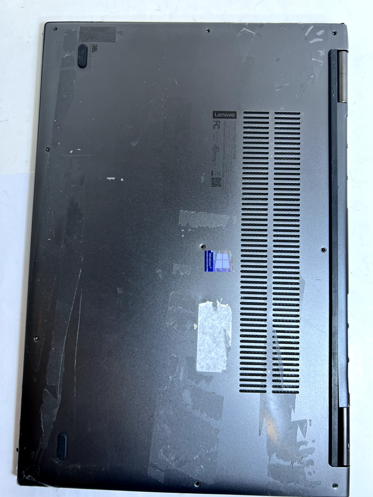 Lenovo Yoga 730-15IKB 15.6″ 2 in 1 i5-8250U 1.60 GHz 16GB No SSD As-Is *Cracked*
