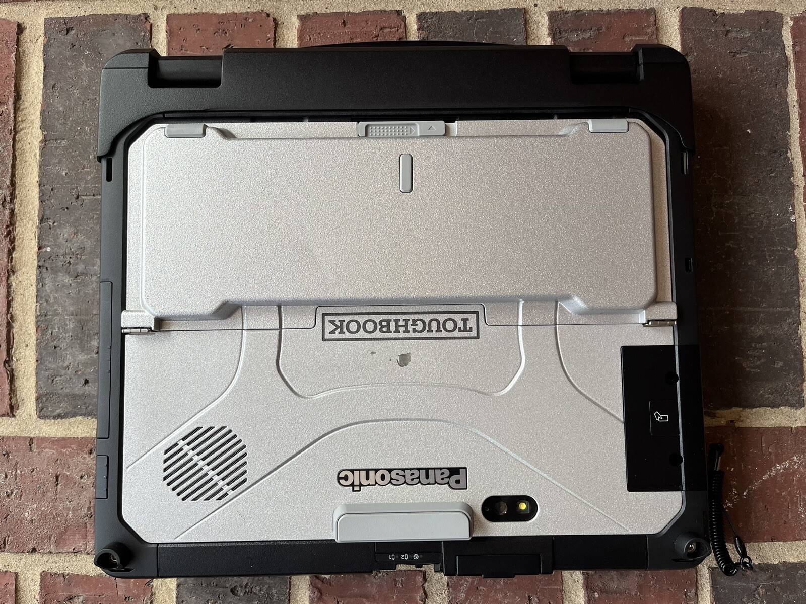 Panasonic Toughbook CF-33 2.80GHz Win 10 Core i7-7600U 16GB RAM 1TB SSD 4270Hr