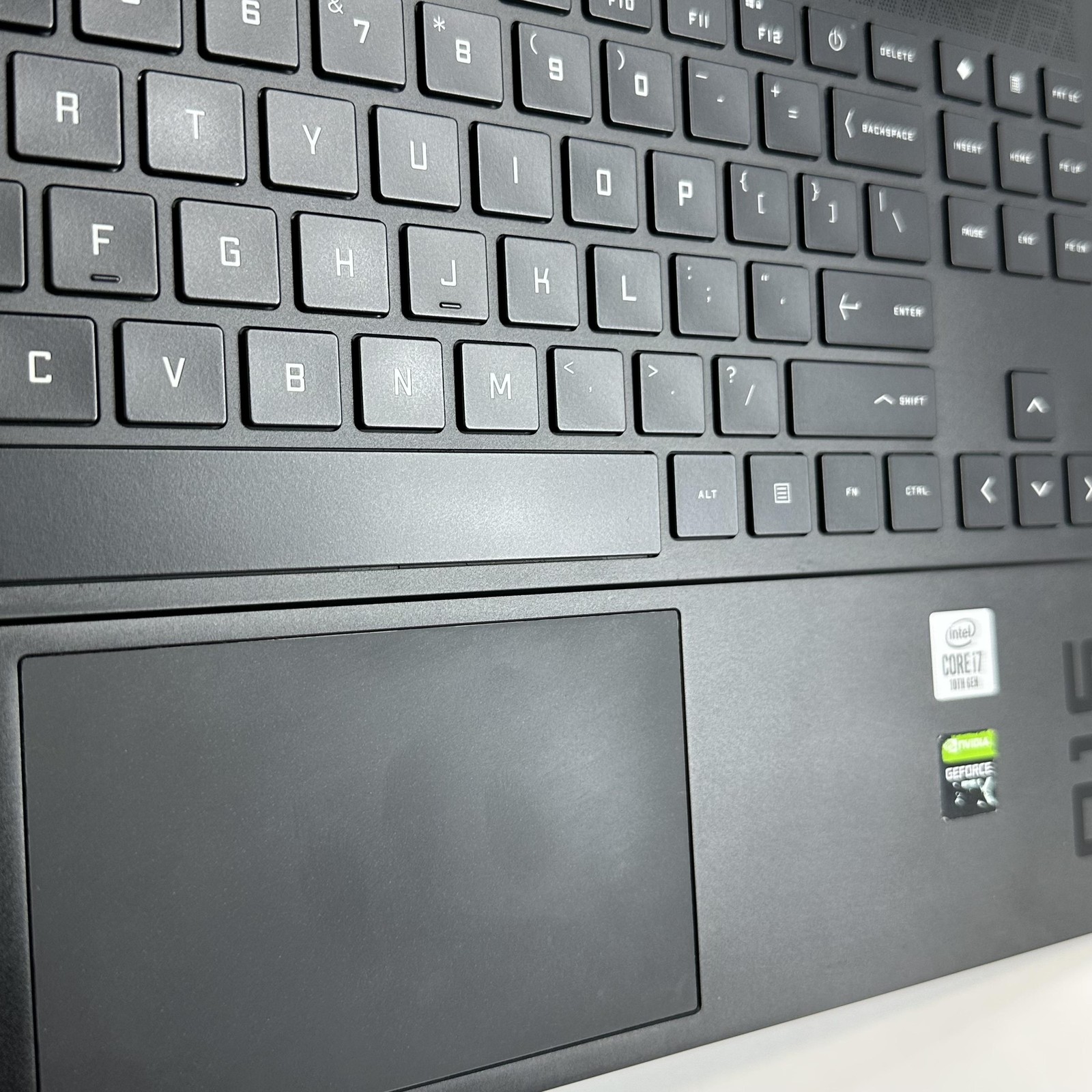 HP Omen 15 FHD i7-10750H 2.60GHz 16GB 512GB SSD NVIDIA RTX 2060 Good FRAME SPLIT
