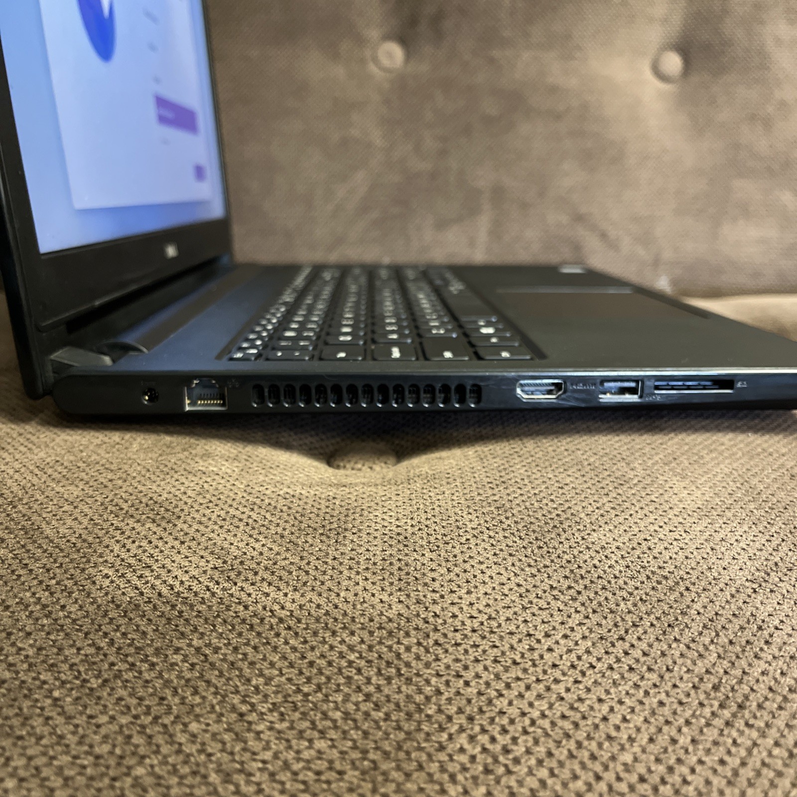 Dell Inspiron 5566 15.6” Core i7-7500u 2.7ghz 8gb 128GB SSD With Power Cord
