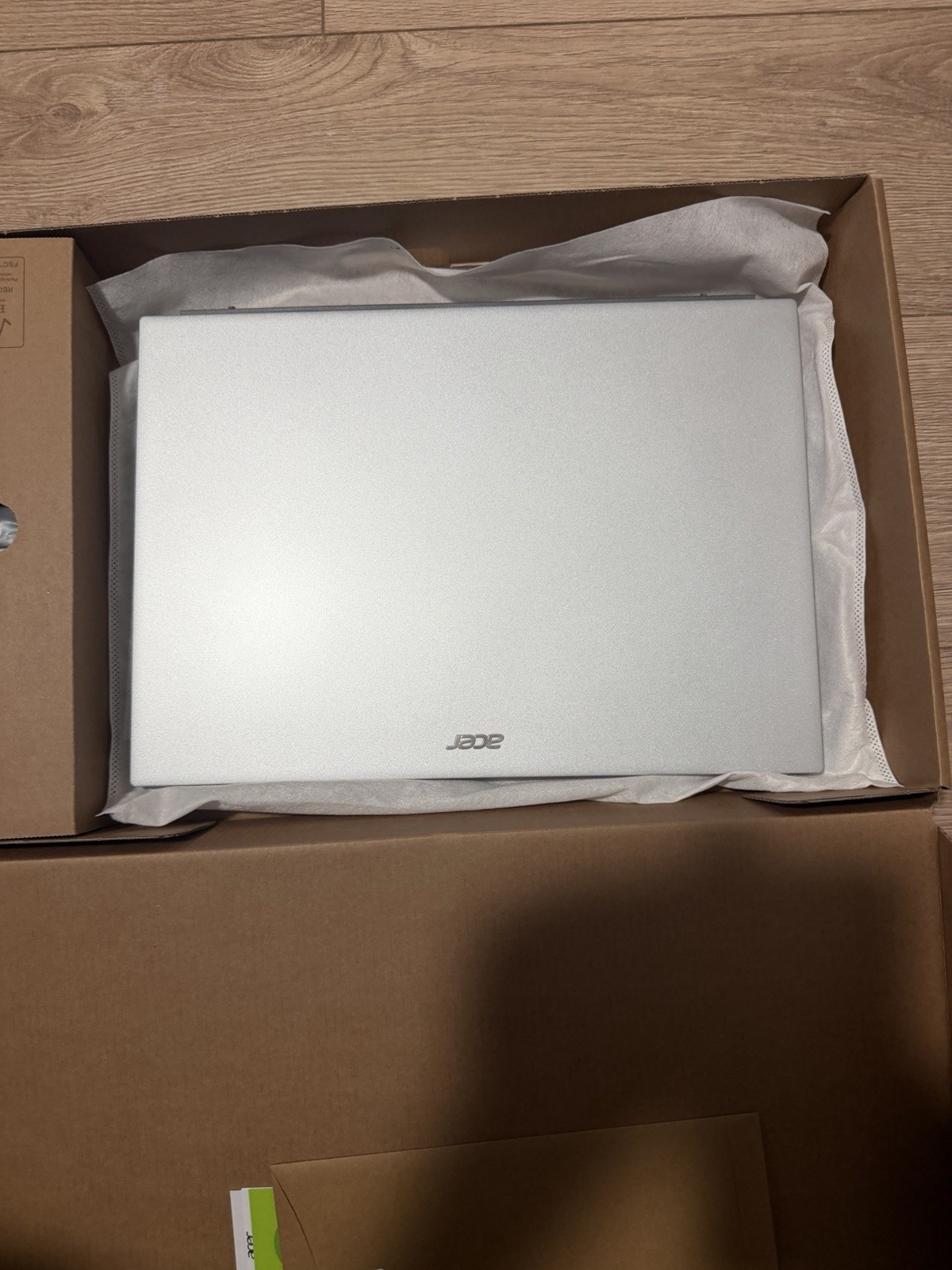 Acer Aspire Go 16″ Touchscreen Laptop IntelCore7 16GB RAM 1TB SSD AG16-71PT-7488