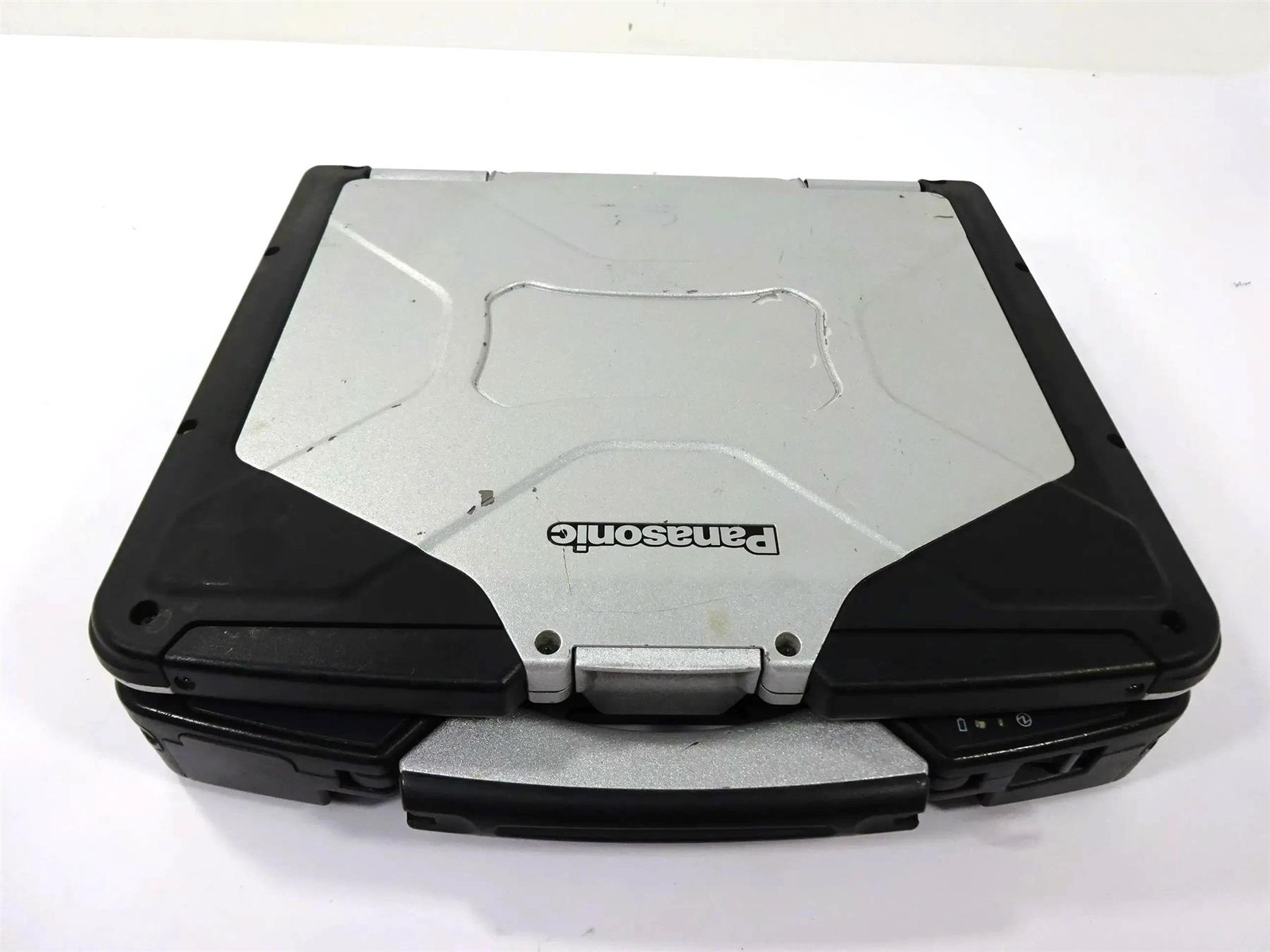 Panasonic Toughbook CF-31 MK6 Core i5-7300U 2.6GHz 8GB RAM – No HDD