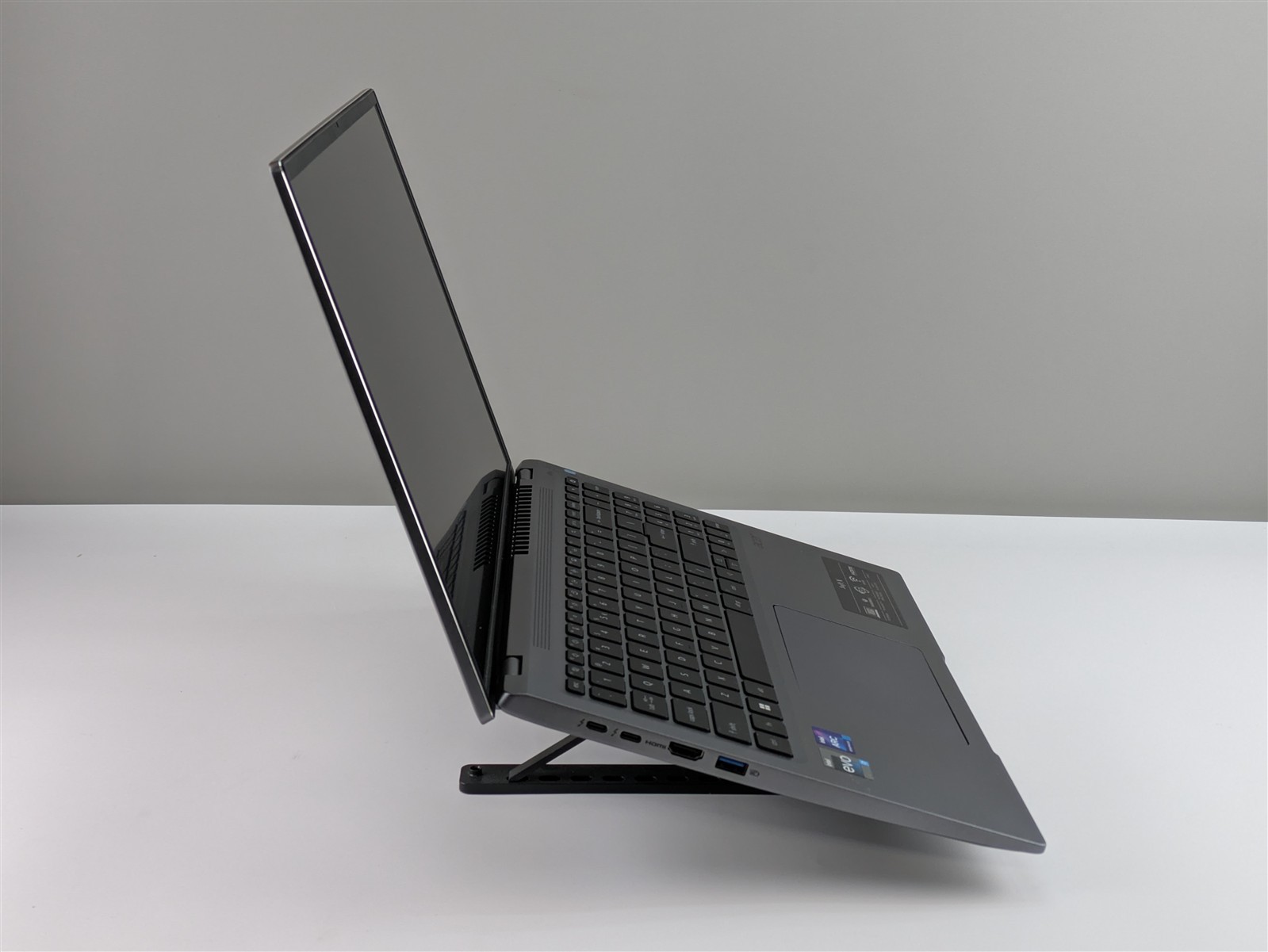 Acer Swift X SFX16-52G i7-1260P 16GB RAM 1TB SSD 16″ WUXGA Intel Arc A370M W11H