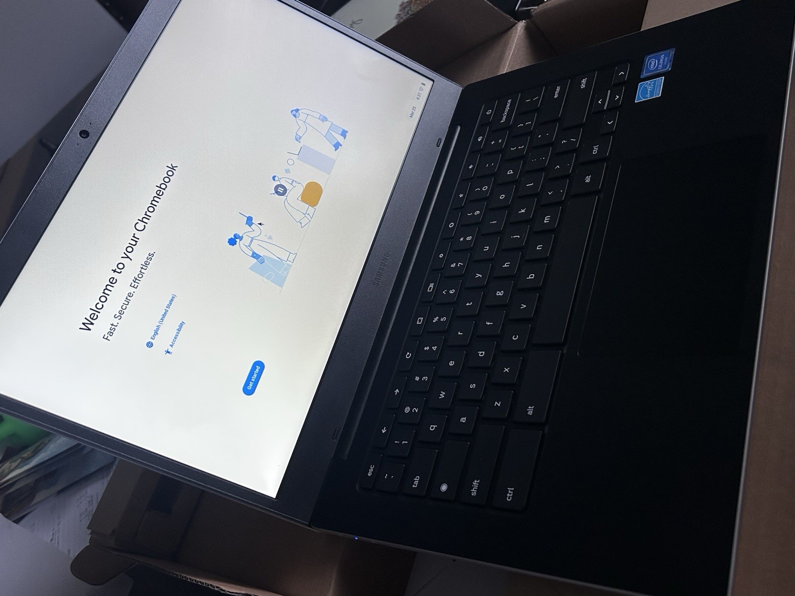 Samsung Galaxy Chromebook Go XE340XDA-KA2US 14″ Celeron 4GB 64GB Chrome OS Silv…