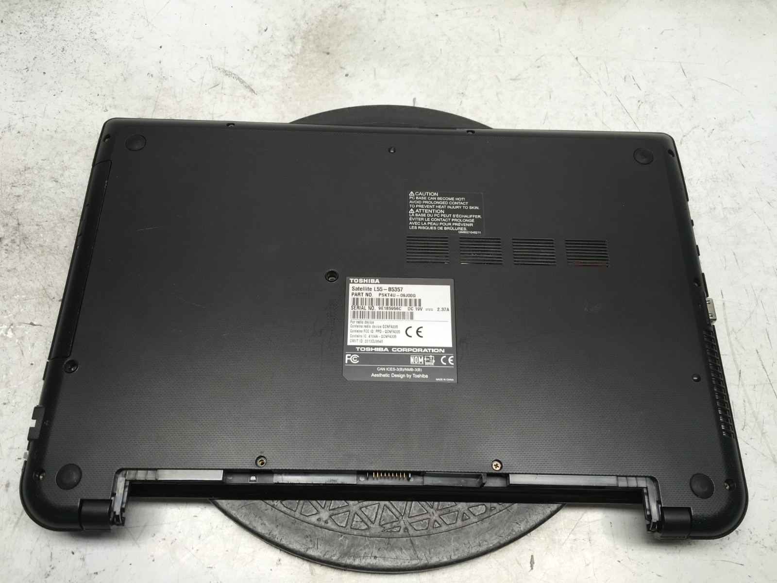 Toshiba Satellite L55-B5357 Intel i7-4510U 2GHz 8 GB NO HDD