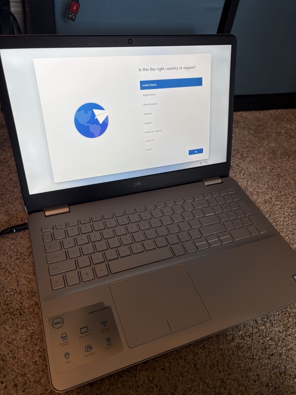 Dell Inspiron 5584 15.6″ i7‑8565U 16GB RAM 512GB SSD + 800GB HDD Windows 11 FHD