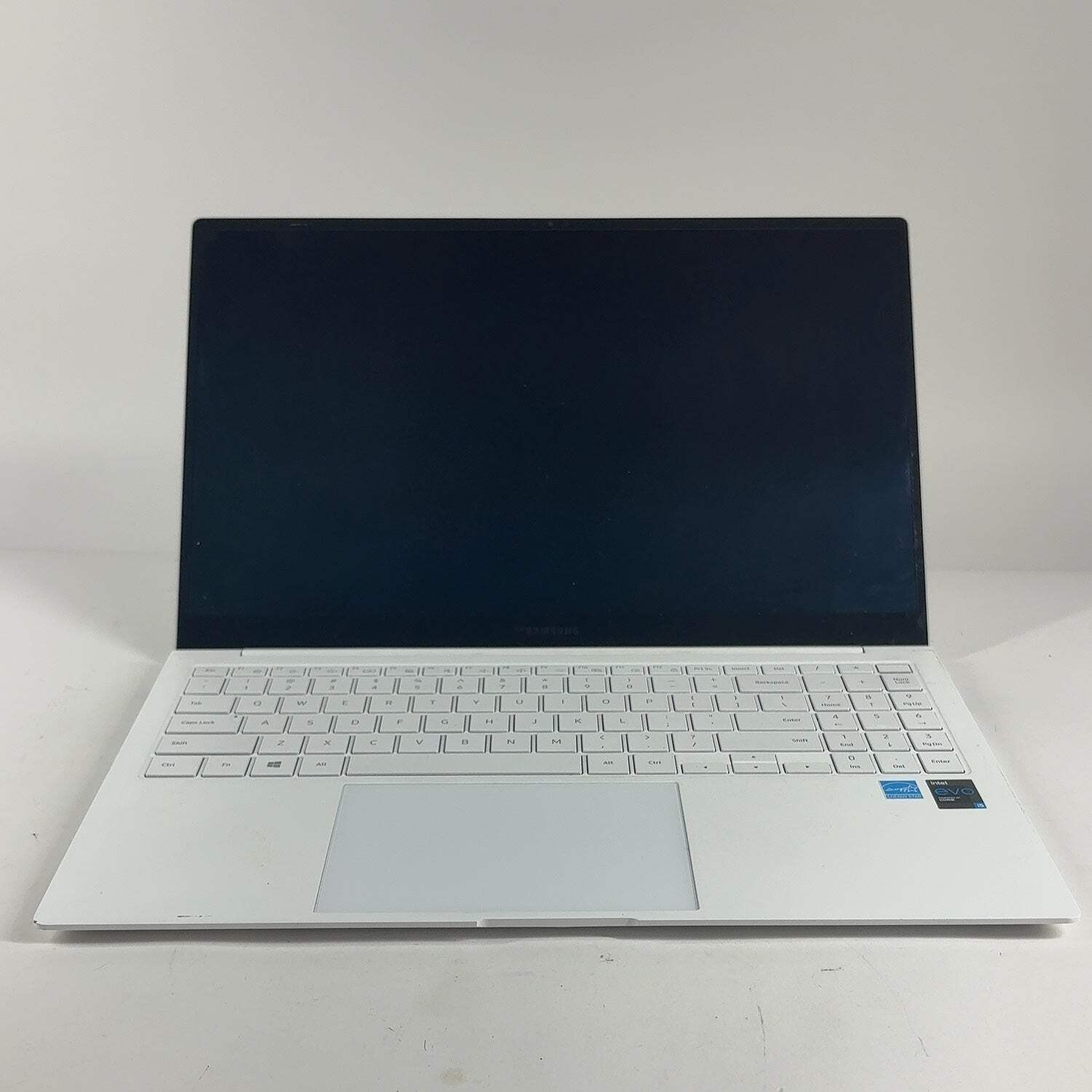 Samsung Galaxy Book Pro NP950XDB 15.6″ i5-1135G7 2.4GHz 8GB RAM 512GB SSD