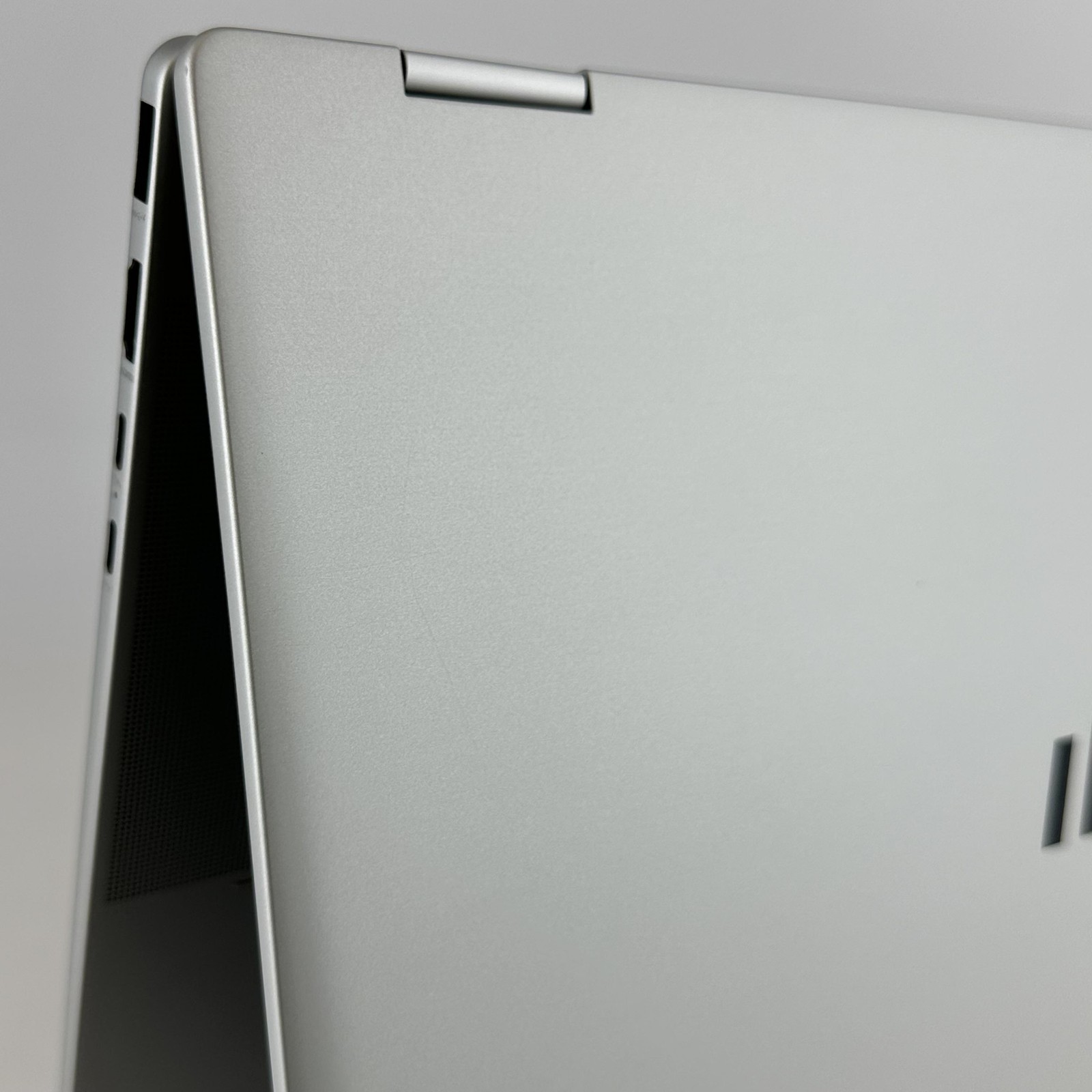 HP Envy x360 16 Silver FHD+ TOUCH 1.7 GHz Ultra 7 155U 16GB 1TB SSD Excellent