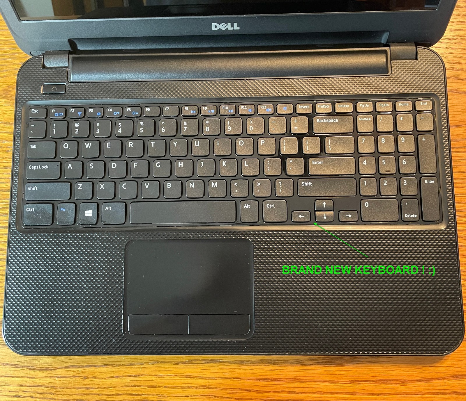 DELL INSPIRON 15-3537 Laptop 15″ i3 256gb+1tb Linux Mint 22.3-extras-5