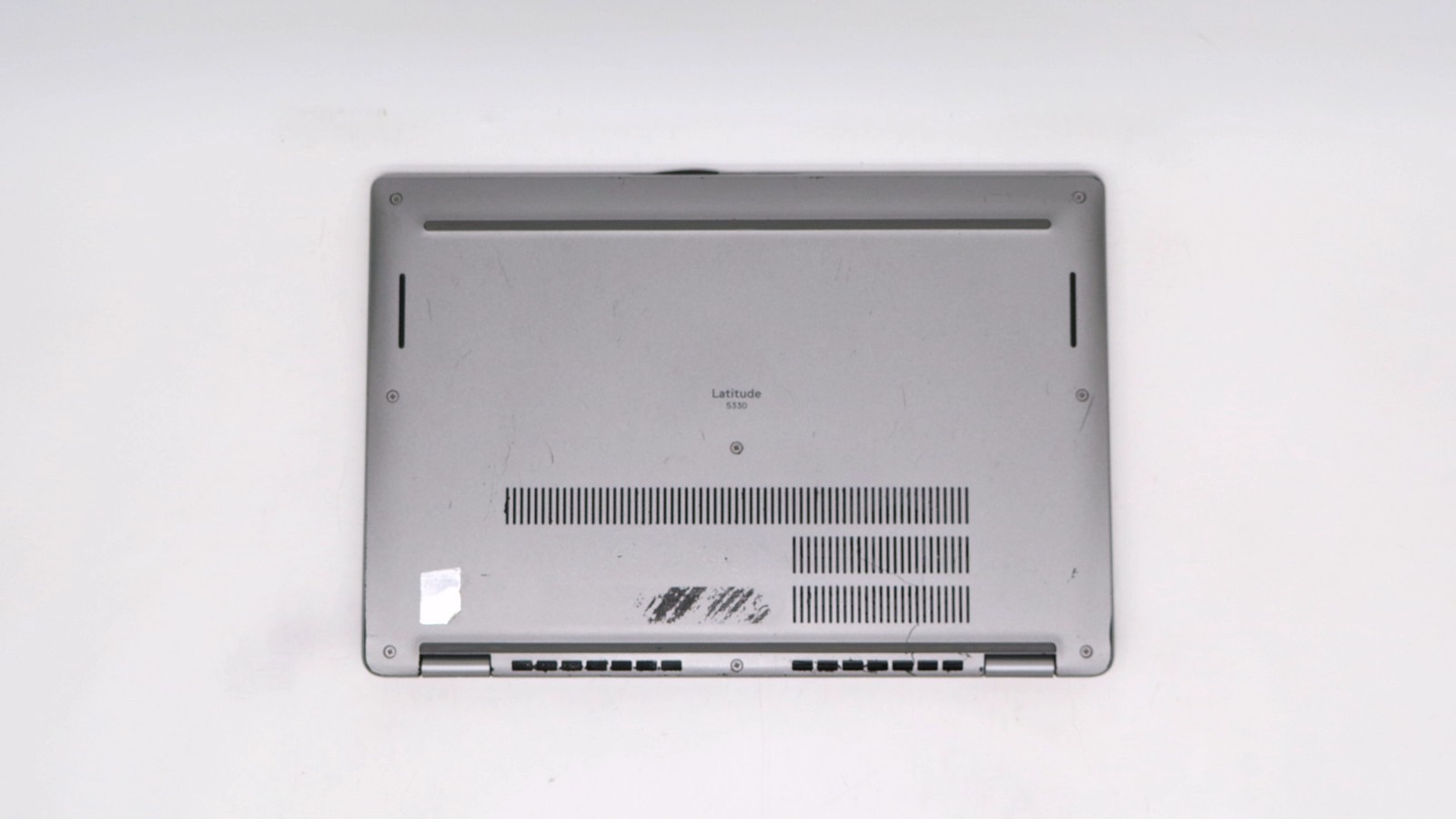 Dell Latitude 5330 13″ i7-1265u 16GB 256GB – Fair