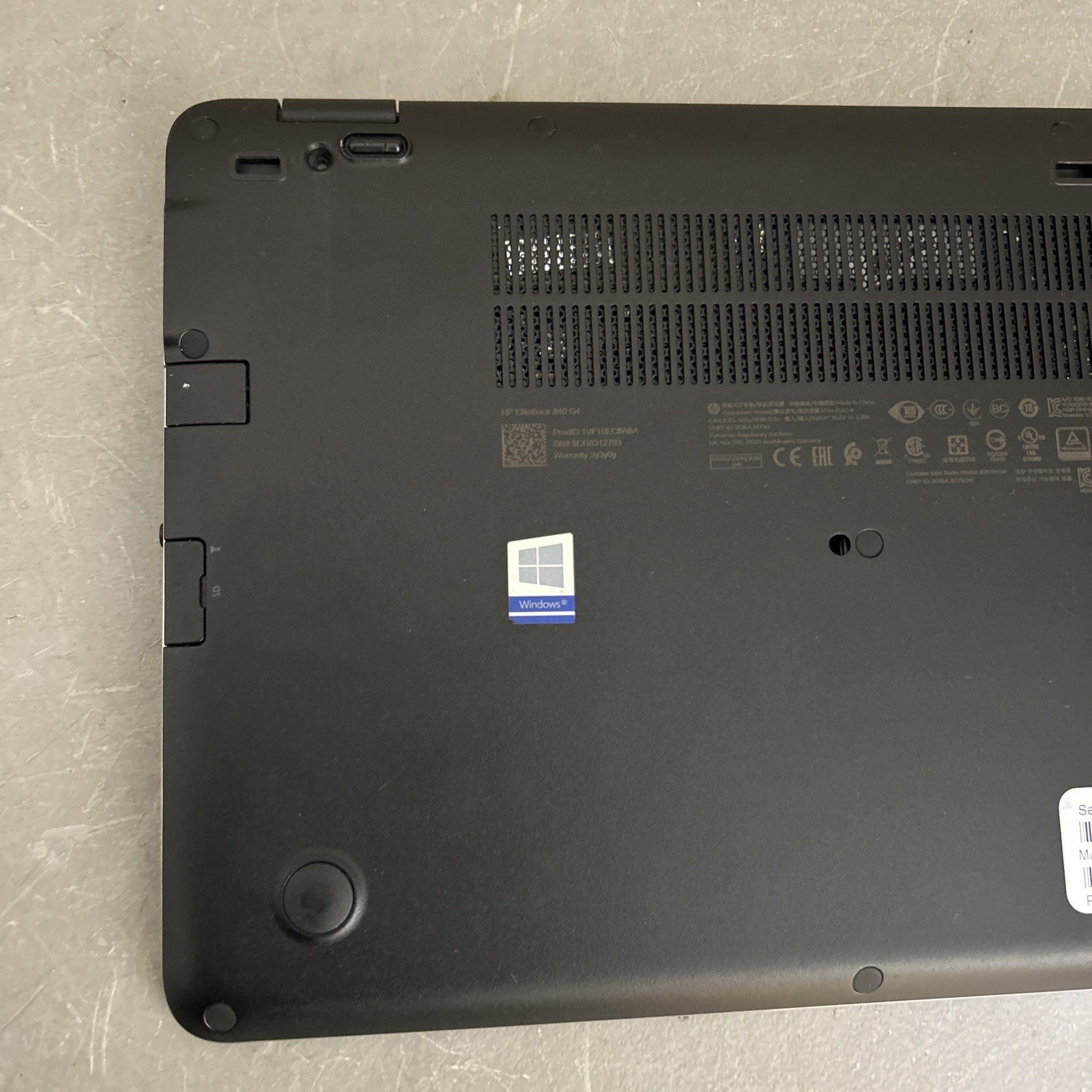 HP EliteBook 840 G4 14″ Core i5 8GB RAM, 256 GB SSD Window 11