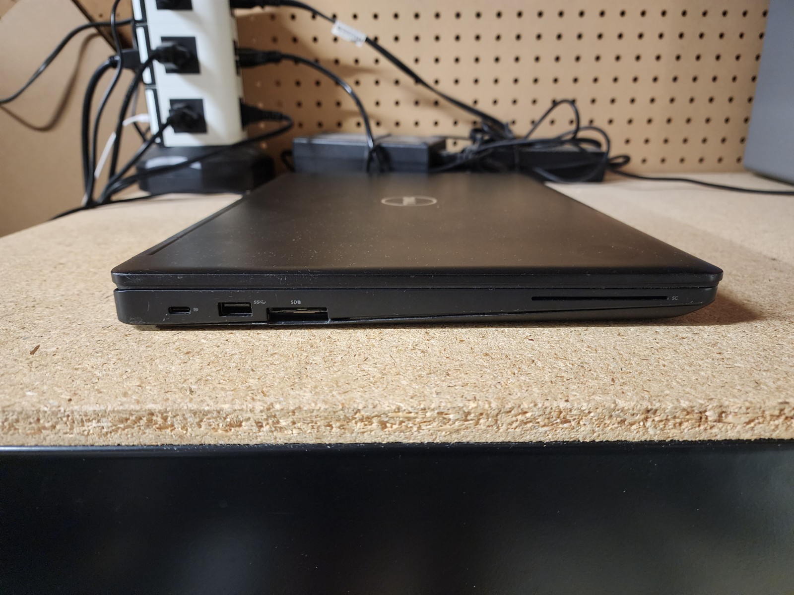 Dell Precision 3520 15.6” i5-7440HQ 2.8GHz 8GB RAM 256GB SSD Win 11 Pro