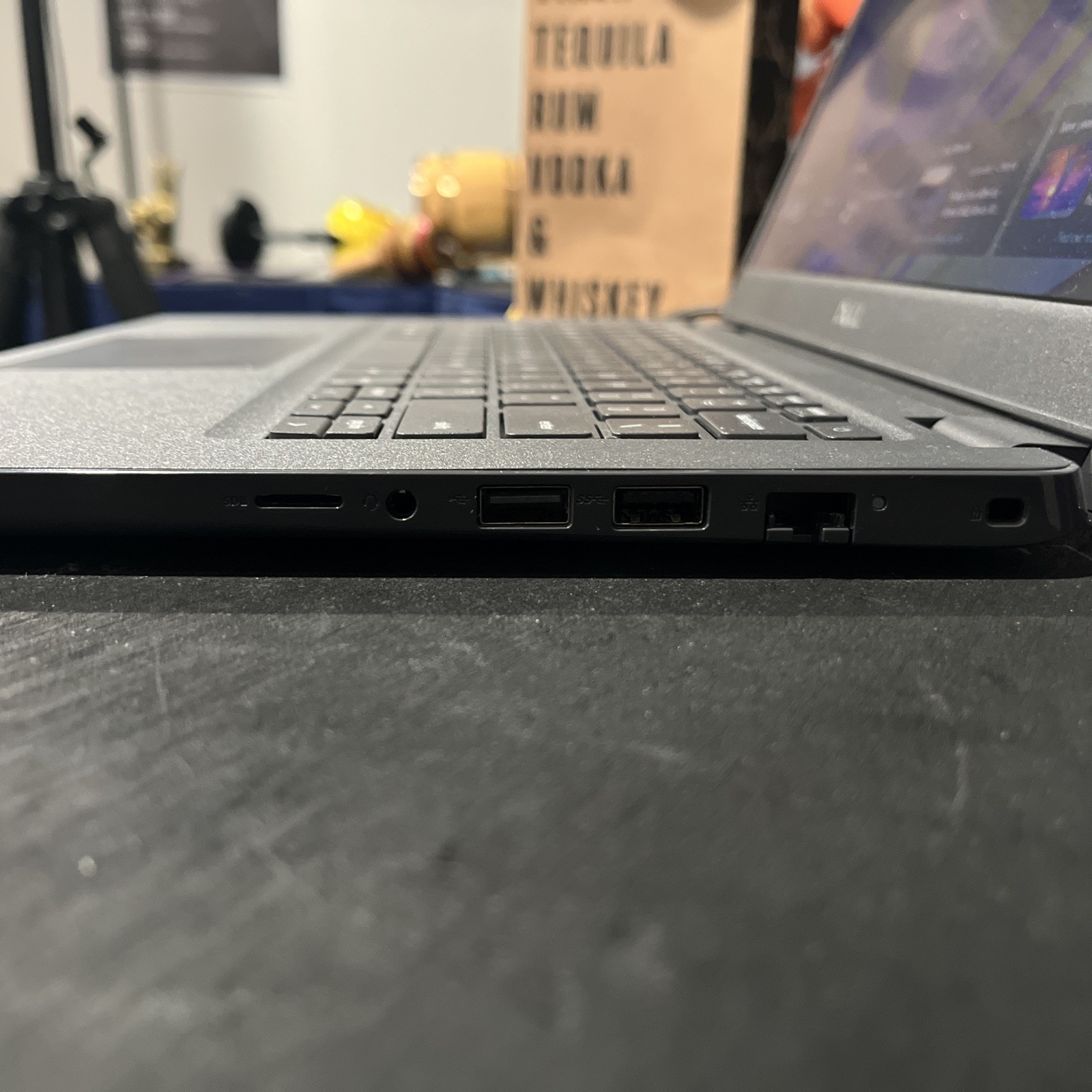 Dell Latitude 3410 14″ Business Laptop Core i3 16GB RAM 256GB SSD Windows 11