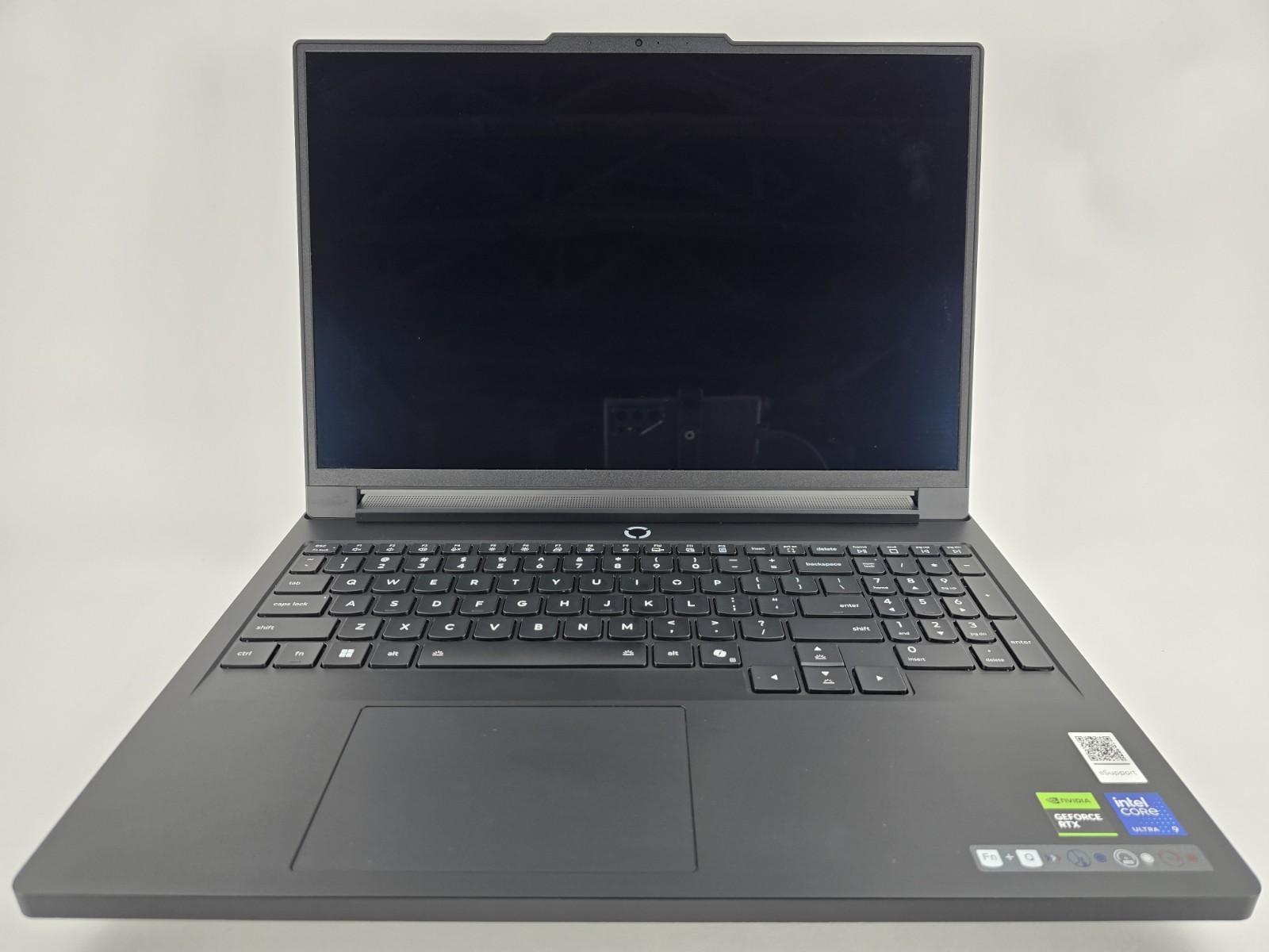Lenovo Legion Pro 7i 16IAX10H 16″ 2.5K OLED Ultra 9 275HX 32GB 1TB RTX 5080 Good