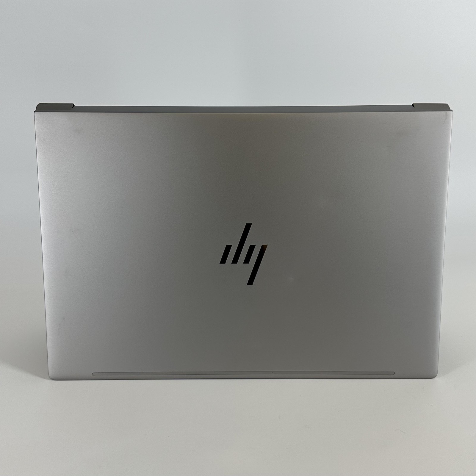 HP ZBook Fury 16 G11 FHD+ 2.1 GHz i7-13850HX 32GB 1TB SSD RTX 2000 Ada Good