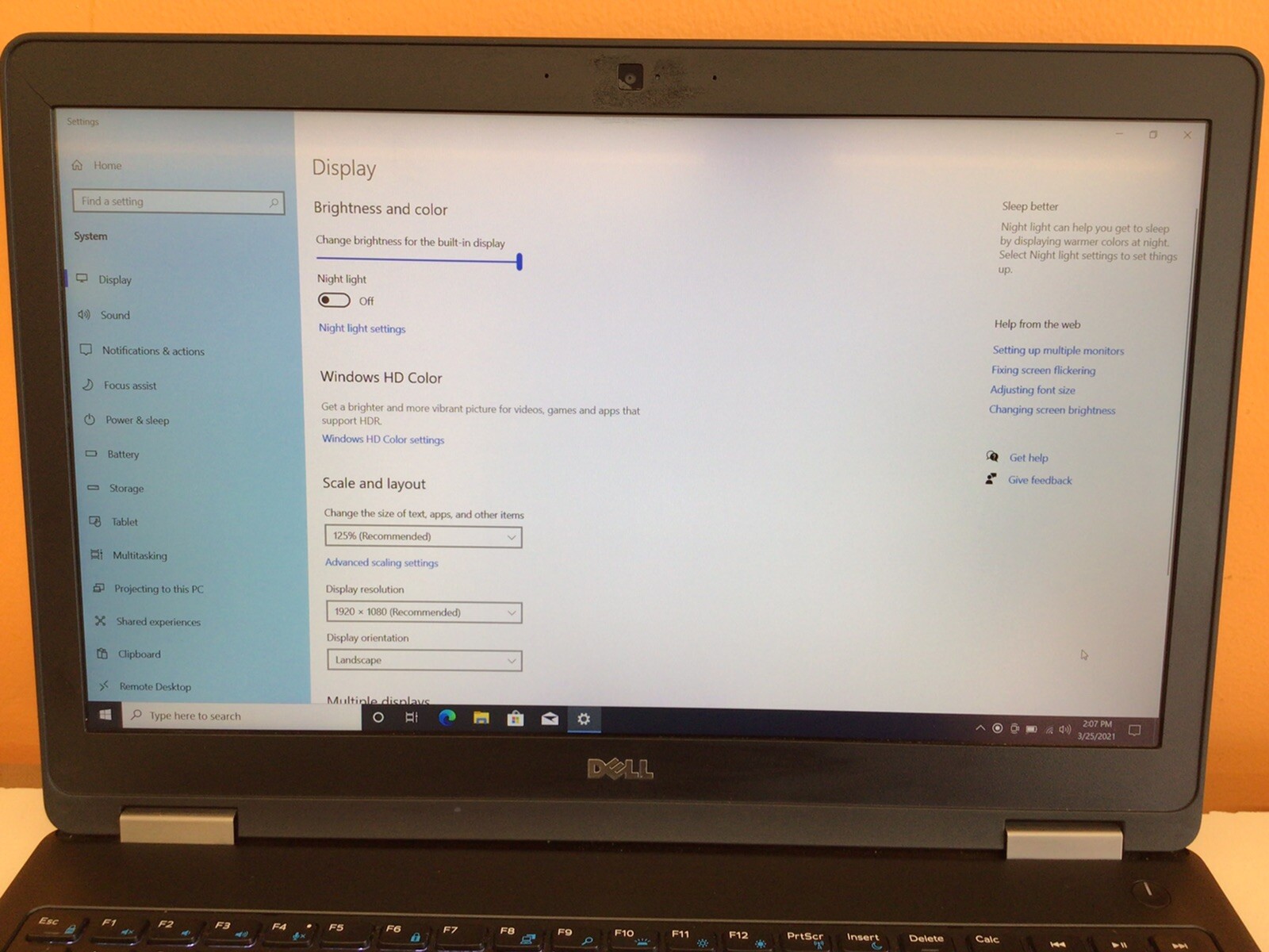 Dell Latitude E5570 I5-6300U 2.4GHz 8GB DDR4 Ram 256GB M.2 Sata SSD Win 10 Pro