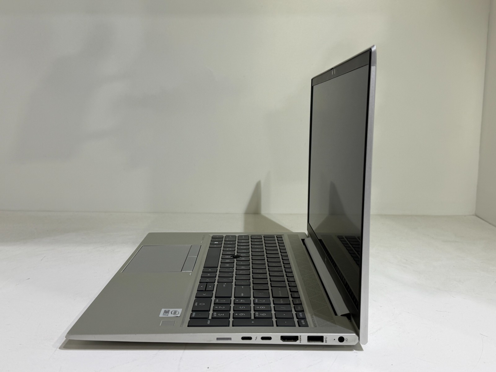 HP Elitebook 850 G7 Intel Core i7-10610U 1.80Ghz 8GB RAM 256GB SSD Win 11