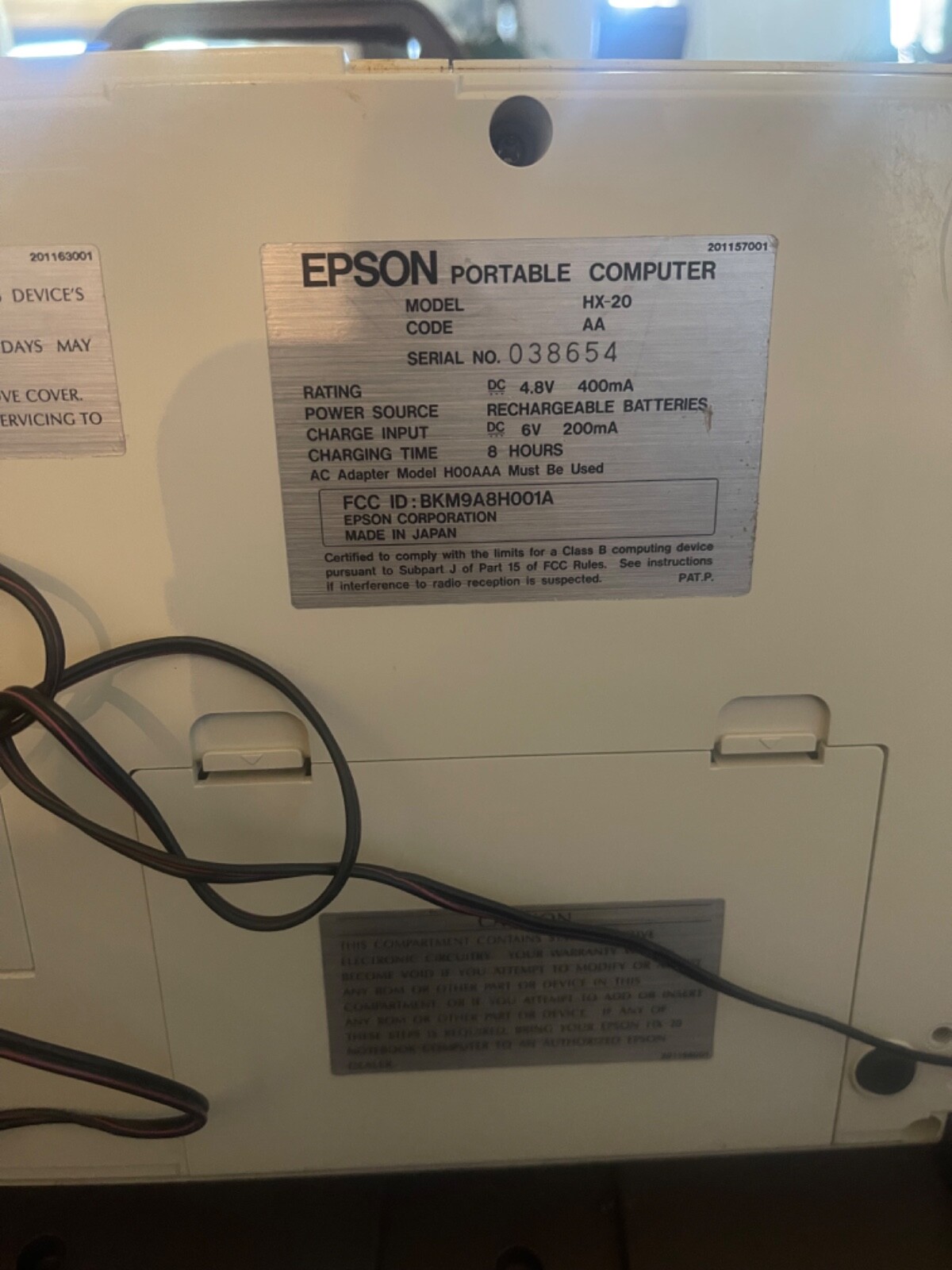 Epson sk/writer HX20 vintage laptop computer (1983).