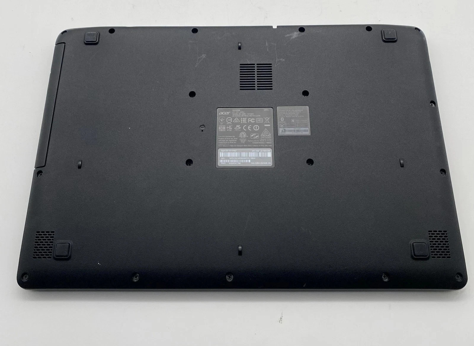 Acer Aspire ES1-572 [15.6”, Core i3 2.0GHz, 4GB, 1TB HDD, Win 10] [VERY GOOD]