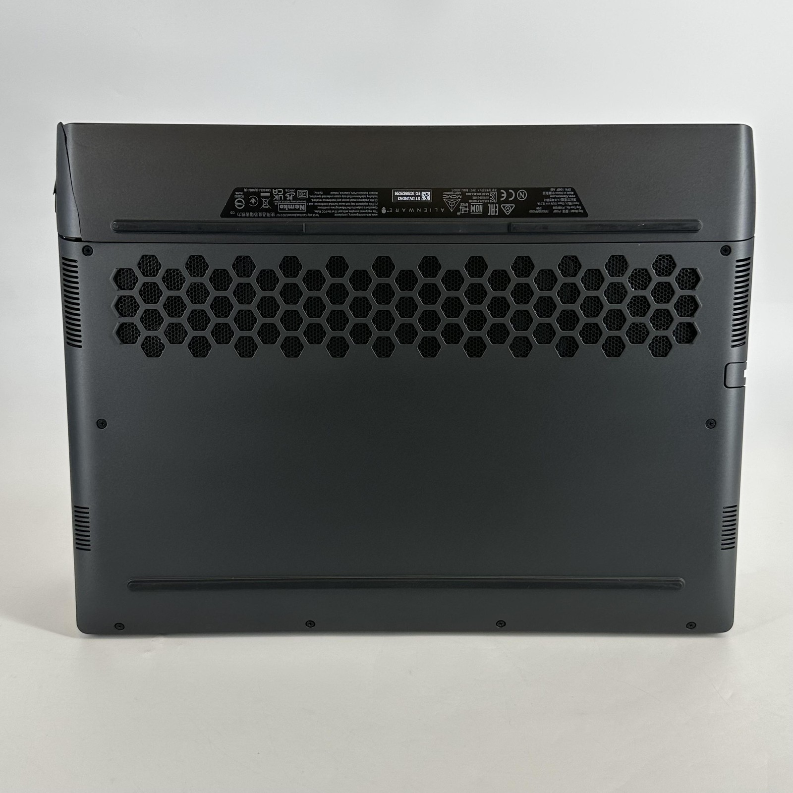 Dell Alienware m15 R7 240Hz 2K 2.3 GHz i7-12700H 16GB 512GB RTX 3070 Ti Bad Mic