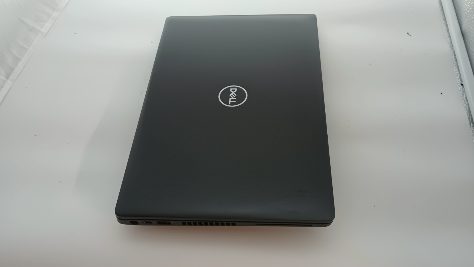 Latitude 5400 (3273) w/charger.i5-8350U.8GB.128GB NVMe”.14″FHD. W11 Pro