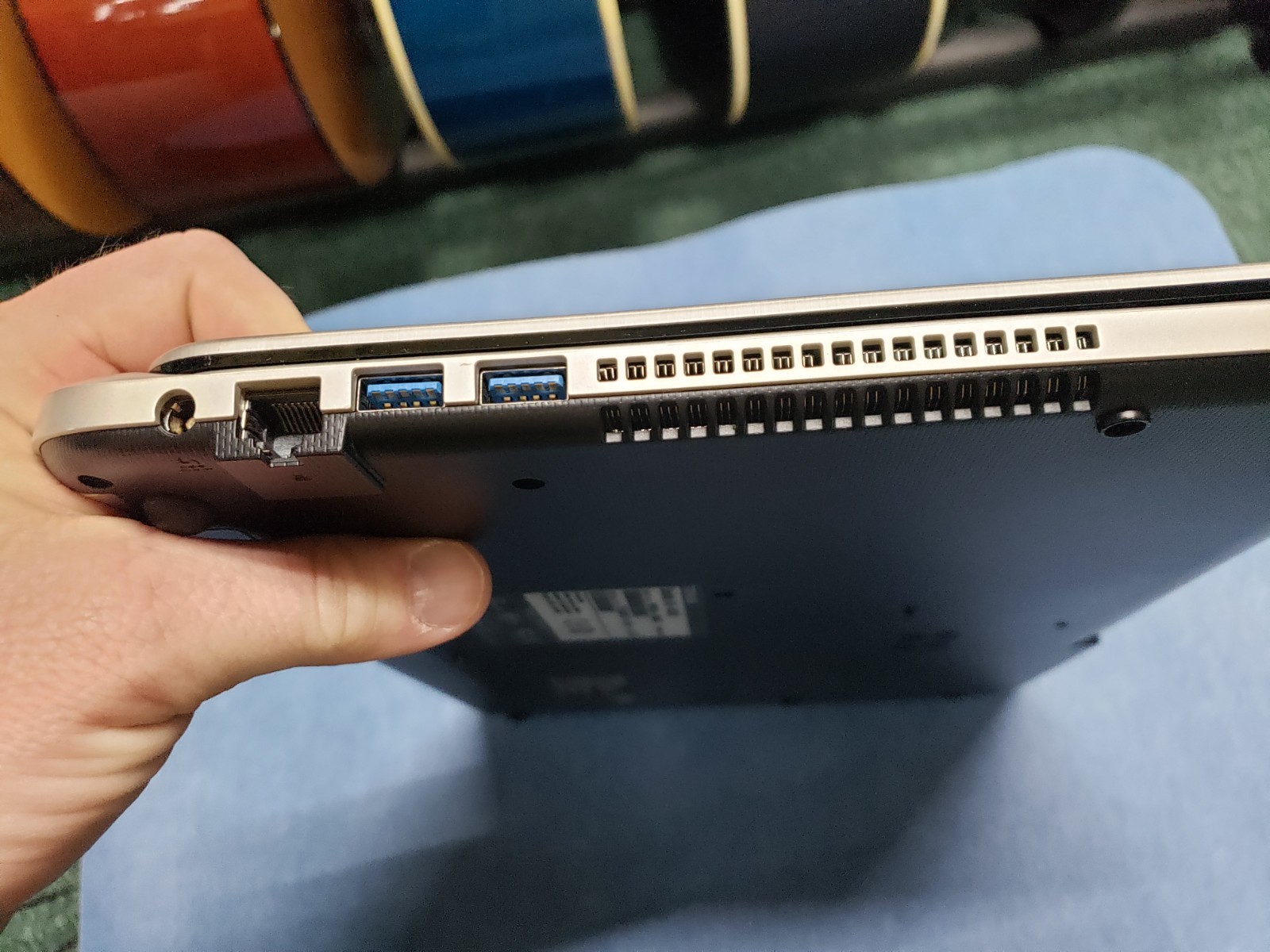 Toshiba e45-b4200 i5-4210u 1.70ghz 6gb ram 699gb hdd for parts