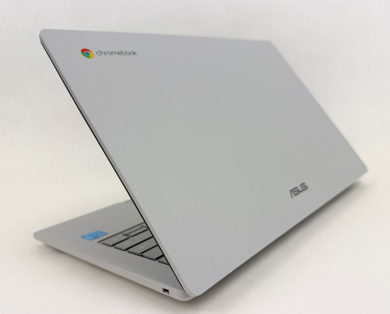 ASUS CX14 14″ FHD Touch Celeron N4500 8GB 128GB eMMC Chromebook CX1405CKA-IS88FT