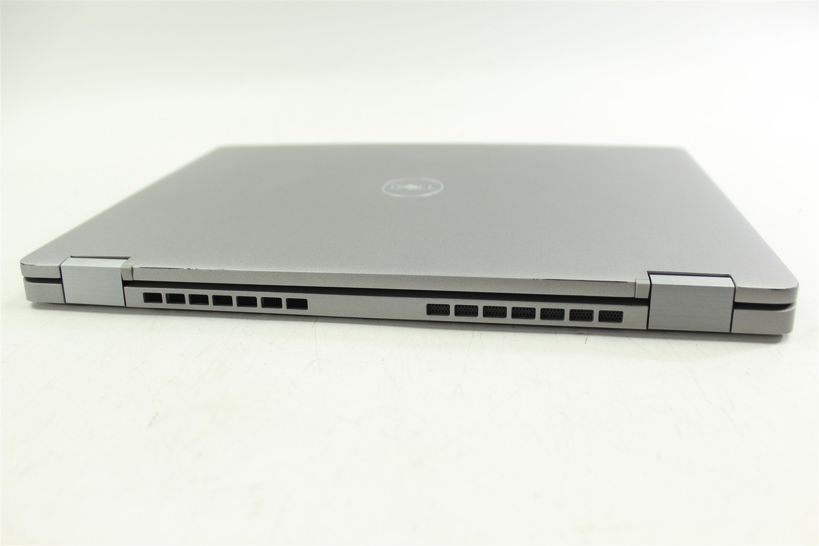 Dell Latitude 5330 13.3″ FHD Touch i7-1265U 1.8GHz 256GB SSD 16GB RAM W11H