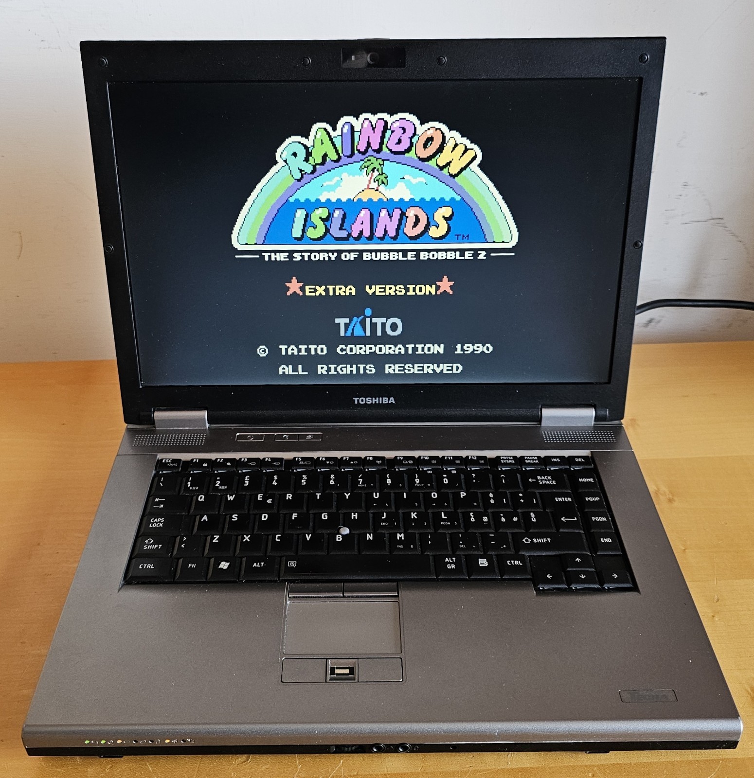 Toshiba Tecra A10-124 Windows 7 15.4″ Retrogaming N64 PS1 SNES SEGA Notebook PC