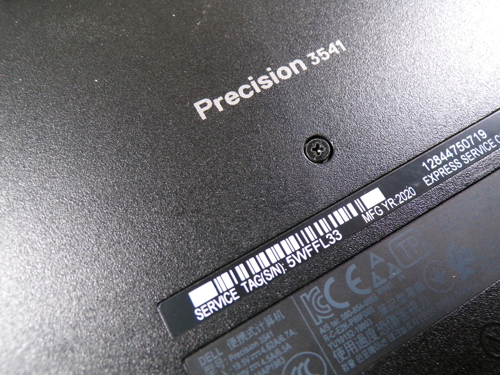 DELL PRECISION 3541 INTEL CORE I5-9400H 2.50GHZ 16GB RAM **NO HD/ NO CADDIE