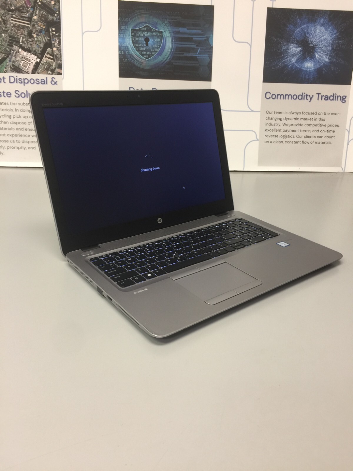 HP EliteBook 850 G3 15.6″ (256GB Core i5 6th gen 2.30GHz 8GB RAM WIN 11 PRO