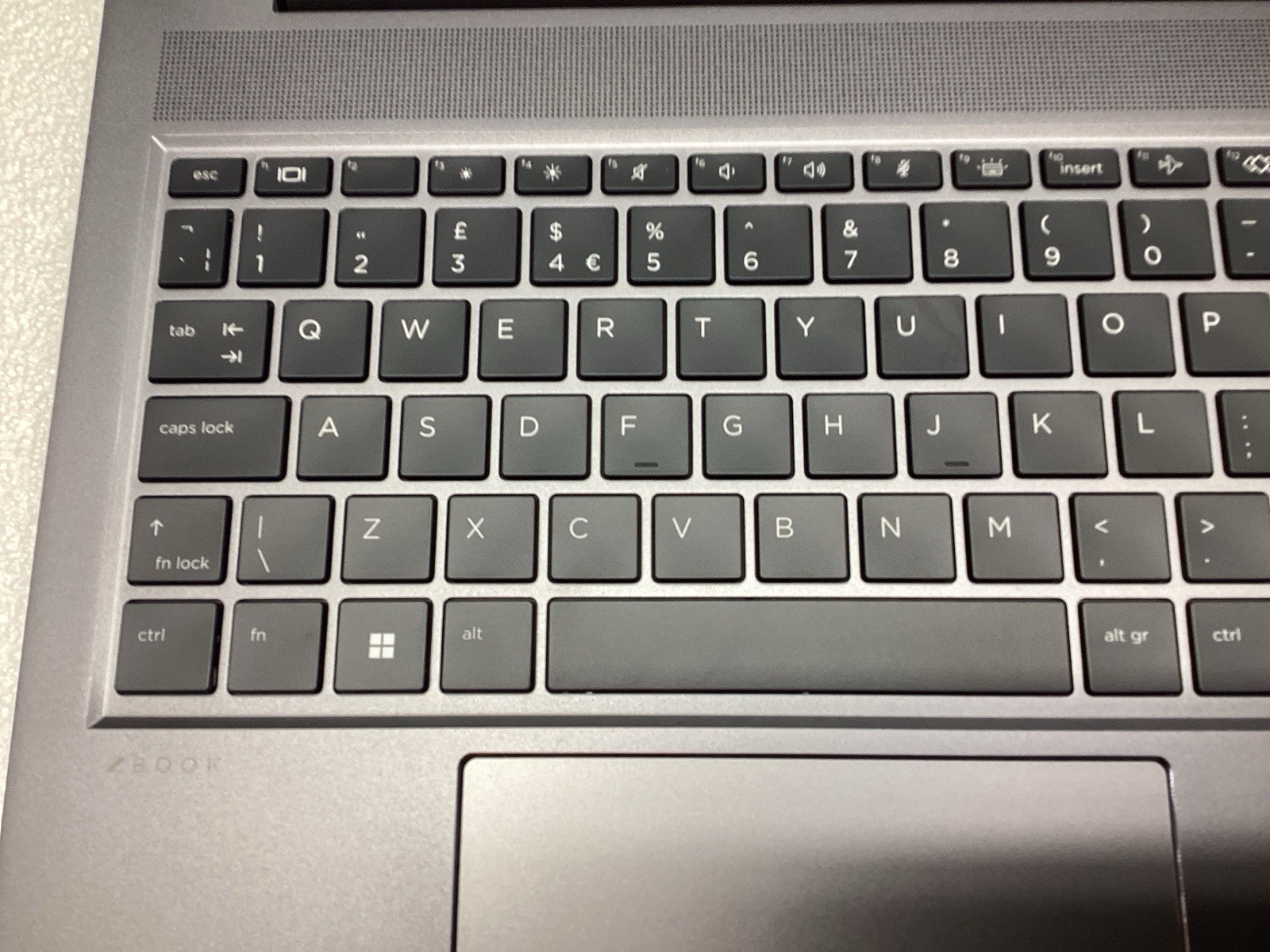 HP ZBook Power 15.6″ G10 FHD Intel i7-13700H 2.40GHz RTX4050 16GB 512GB M.2