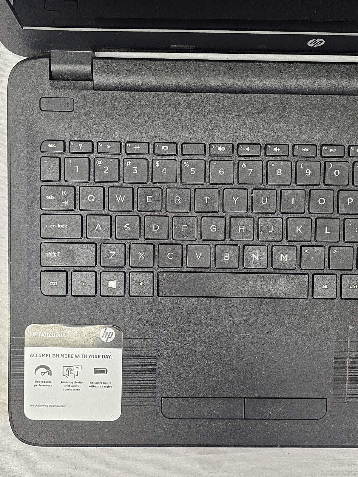HP Notebook TPN-C126 Laptop – AMD Radeon R5 – 6GB RAM – 1TB HDD SATA – Win 10
