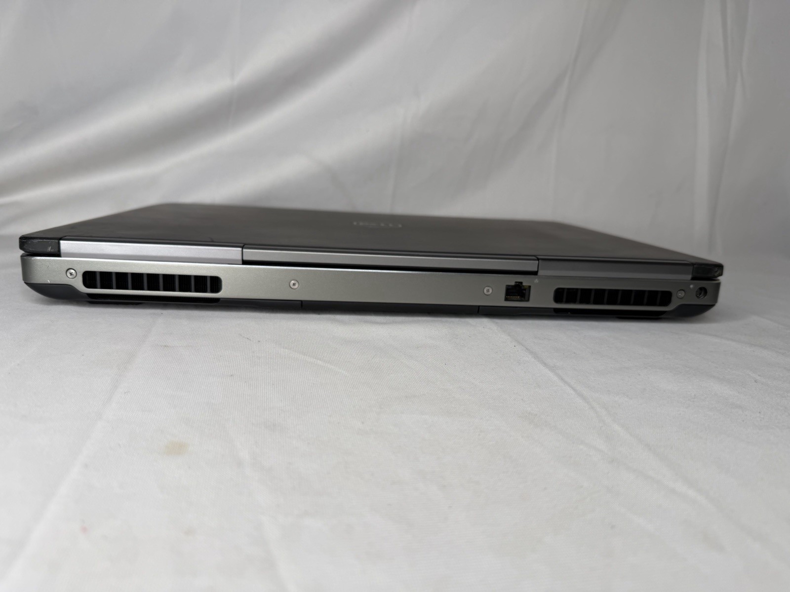 Dell Precision 7710 17″ i7-6920HQ 32GB RAM 256GB NVMe Quadro M3000M 4GB Win11Pro