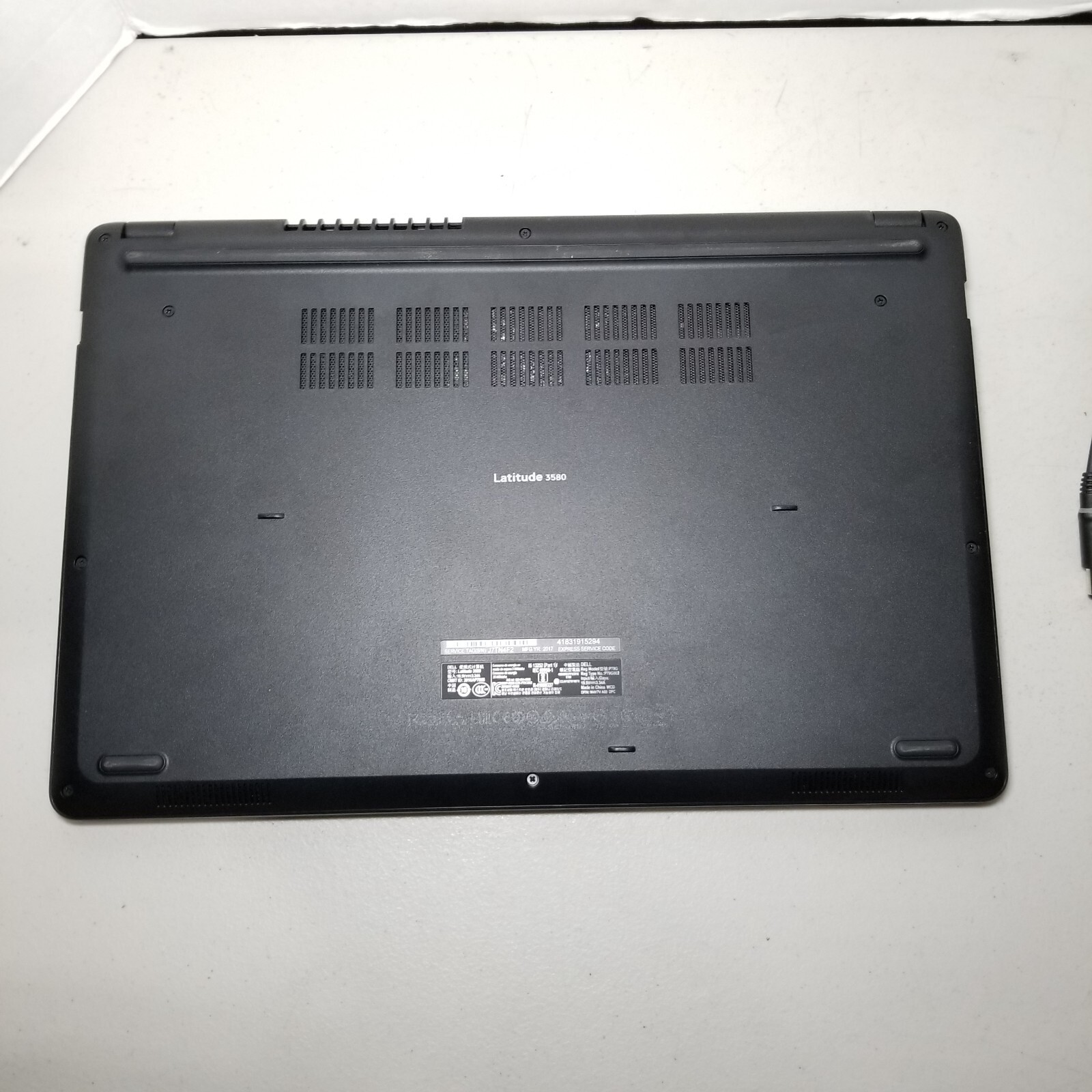 Dell Latitude 3580 15.6″ Laptop Intel 1.8GHz 4GB 500GB w/ A.C Webcam/HDMI #69