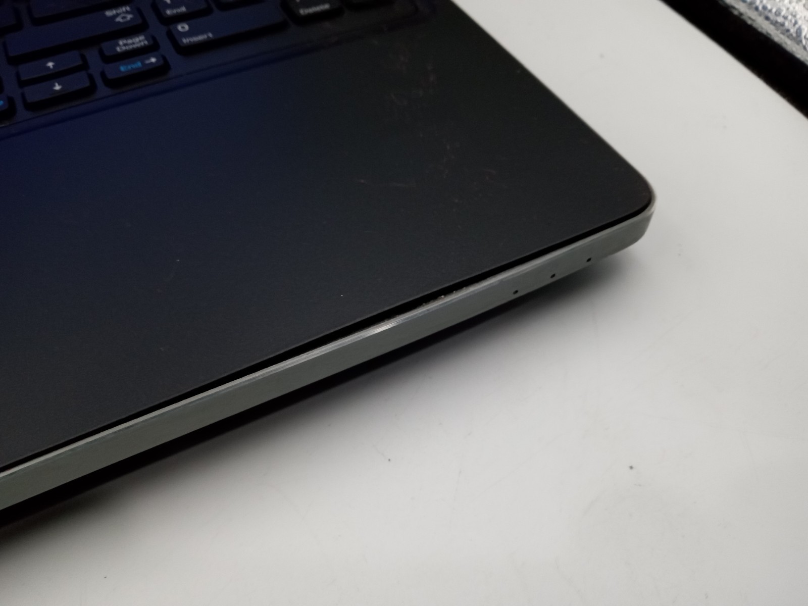 Dell Precision 7520 15.6″ Laptop i7-7820HQ 4GB 128GB SSD W11 -NO BATT -READ -RR