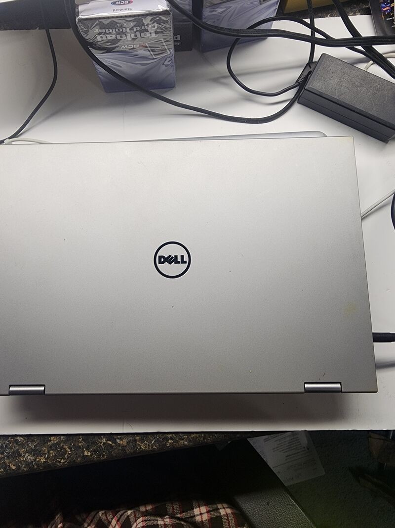 Dell Inspiron 13.3in 7000 Series of 2-in-1 touchscreen laptop