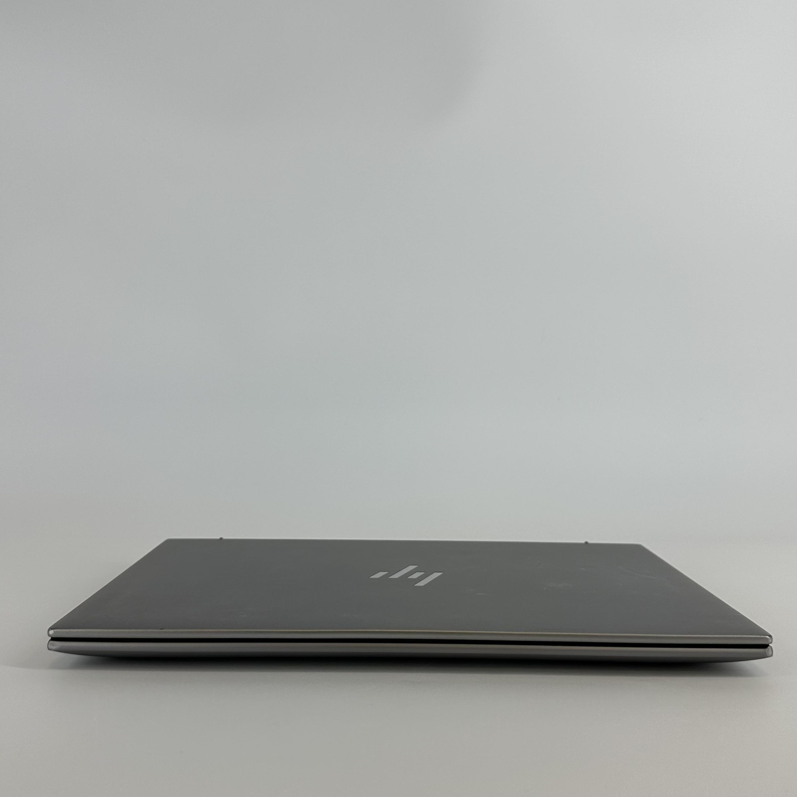 HP ZBook Firefly 14 G10 FHD+ 1.9 GHz i7-1370P 16GB 512GB SSD Good – BEZEL SPLIT