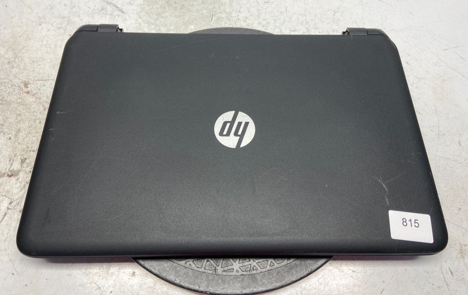 HP 15-F004DX AMD E1-2100 1000MHz 8 GB NO HDD