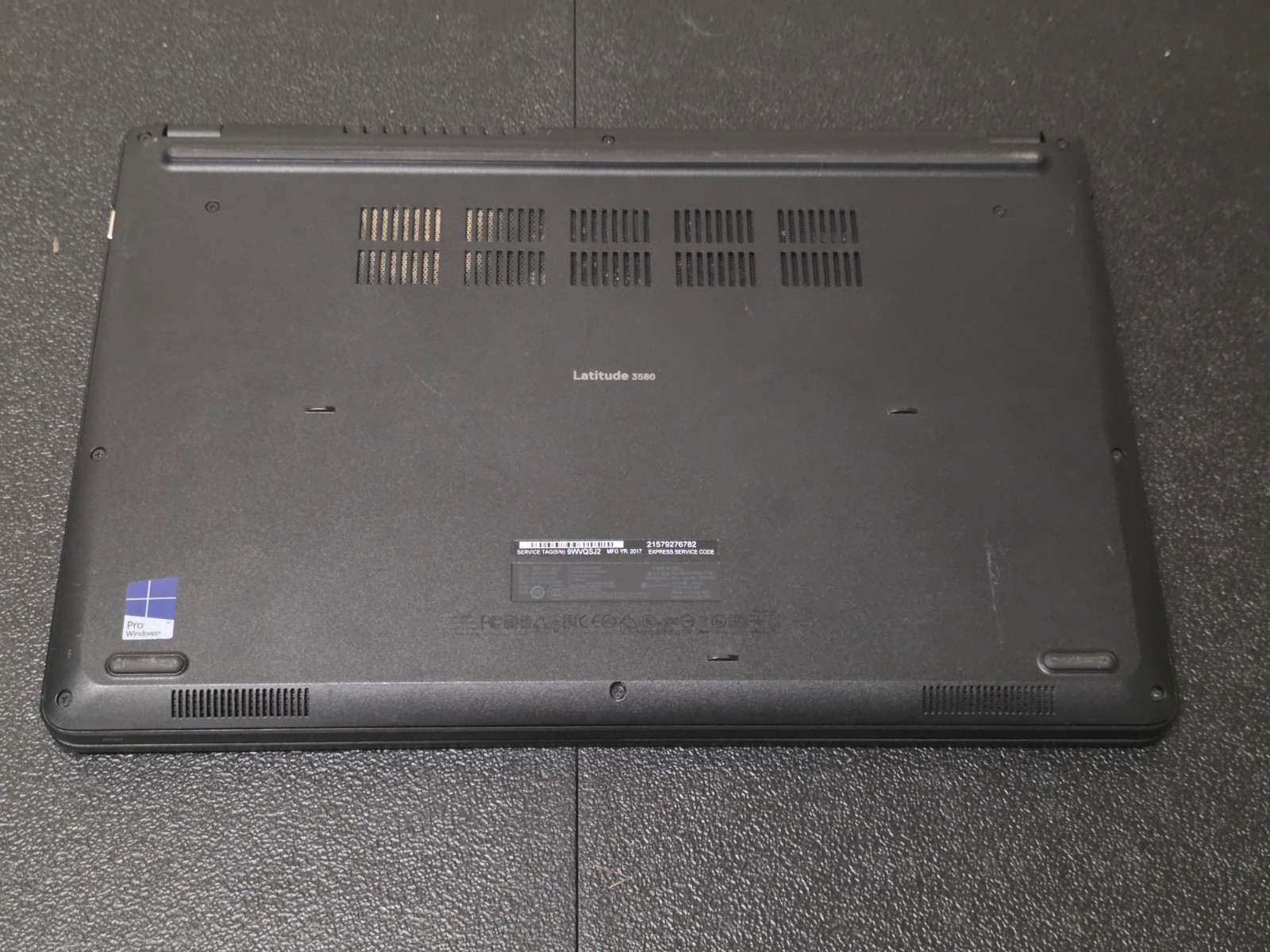 15″ Dell Latitude 3580 – i5-7200U, 8GB, 512GB SSD | Windows 11 Pro!!