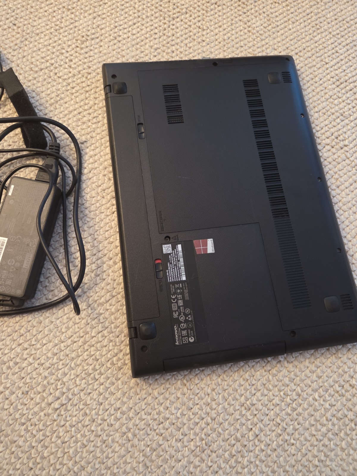 Lenovo IdeaPad Z50-75 15.6″ Laptop AMD FX-7500 8GB RAM SSD Radeon R5 M230…