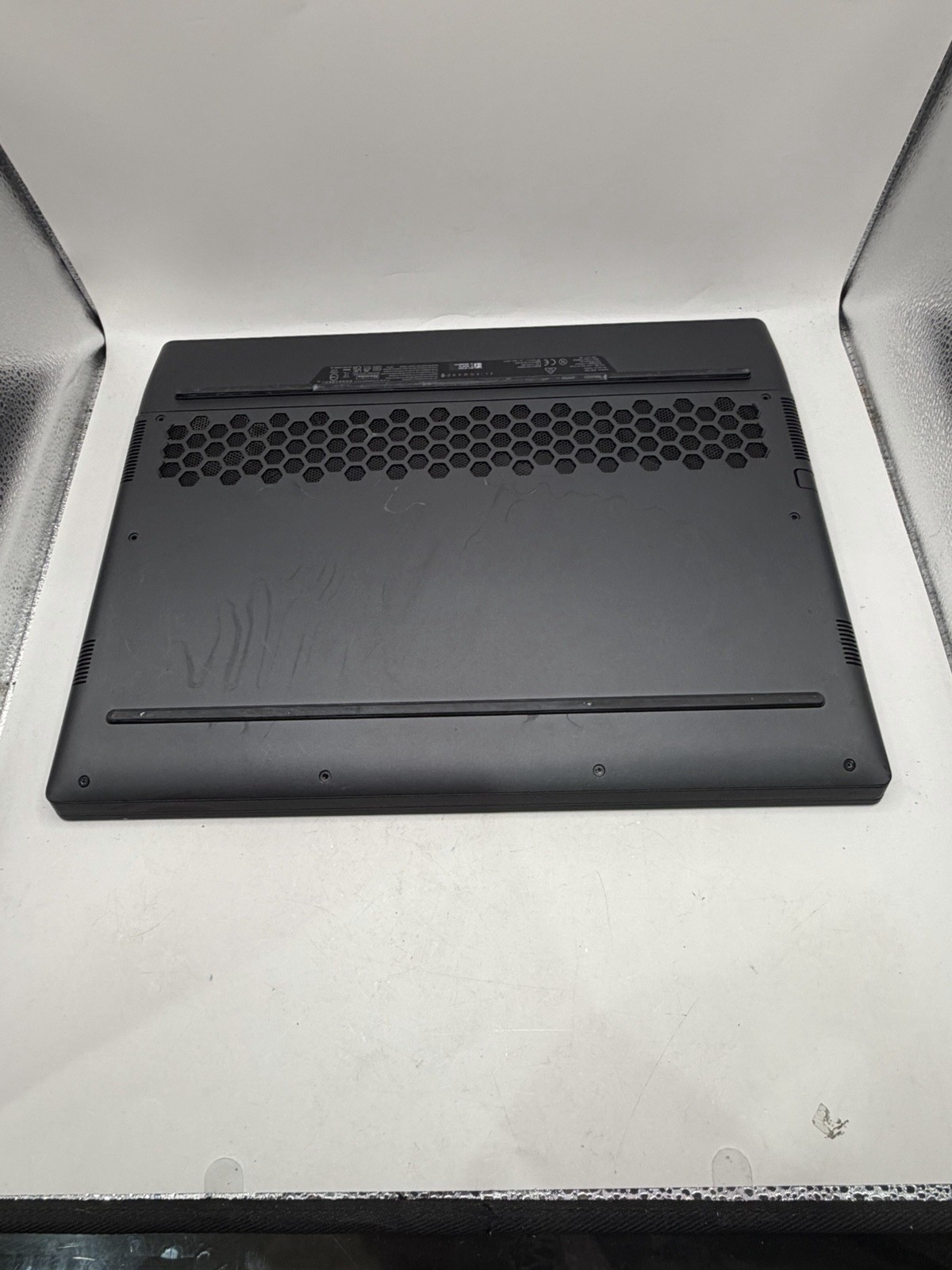 Alienware M17 R5 Gaming Laptop AMD Ryzen 9 17” Laptop Computer No SSD Or Ram