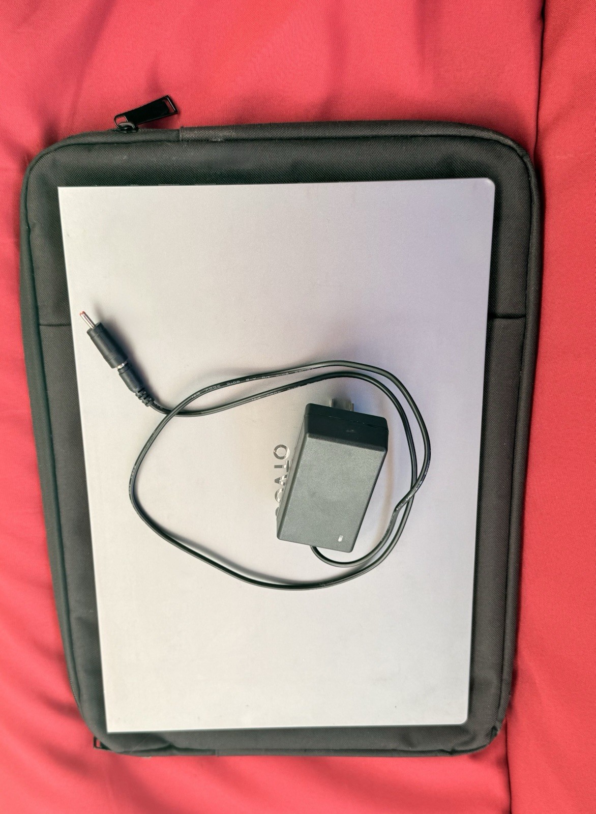 OTVOC VOCBook 15.6″ Laptop N5095 8GB 256GB SSD Win11 Gray + Sleeve