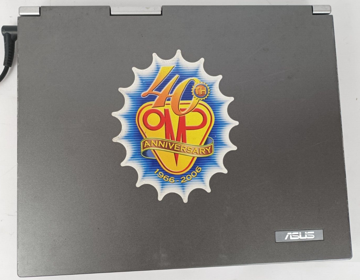 Asus S1300N Notebook PC Pentium M 1500mhz 120mb ram 40gb HDD Firewire Windows Xp
