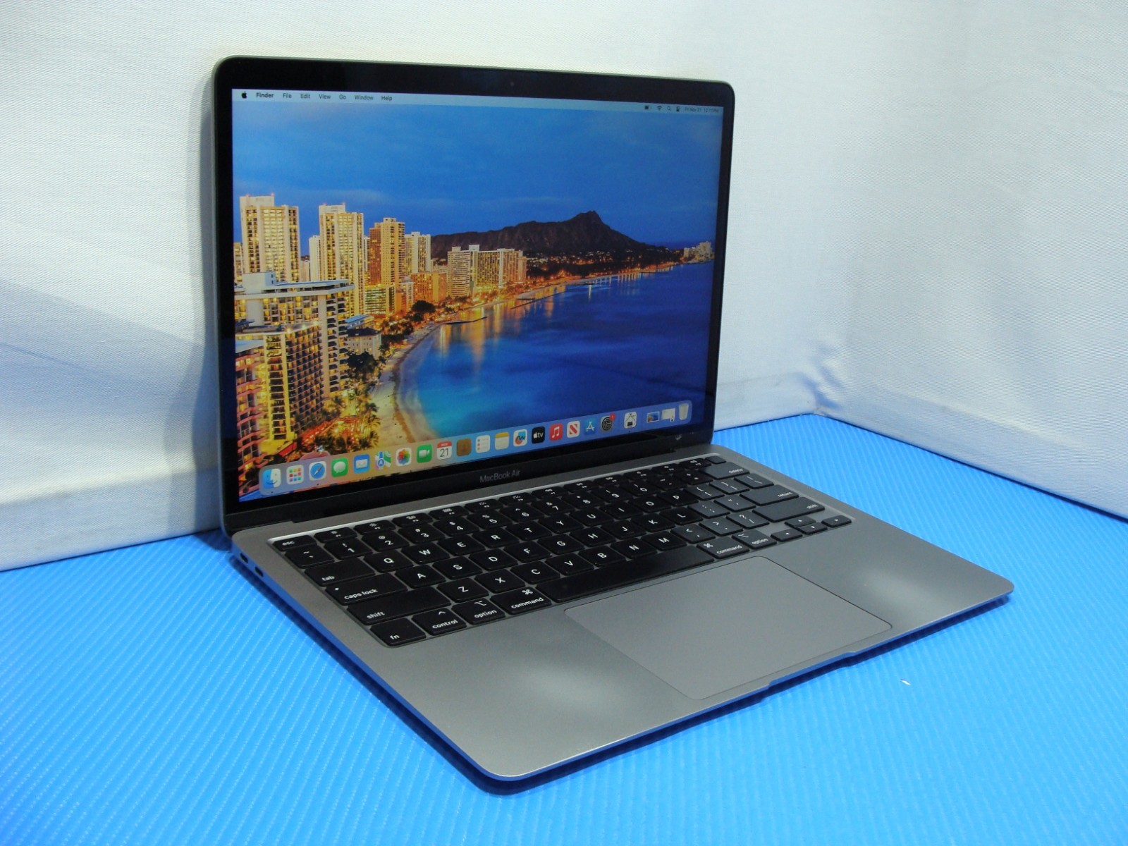 Apple MacBook Air 13″ A2179 2020 i5-1030NG7 1.1GHz 16GB 512GB OS SEQUOIA