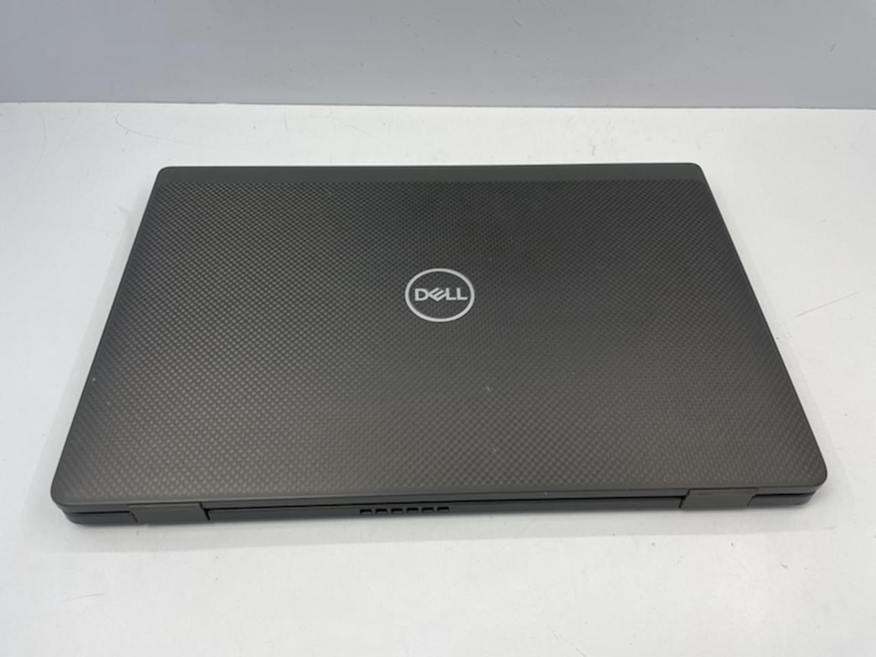 DELL LATITUDE 7420 Laptop w/ Intel Core i5-1135G7 2.40GHZ + 8 GB No HD/Battery