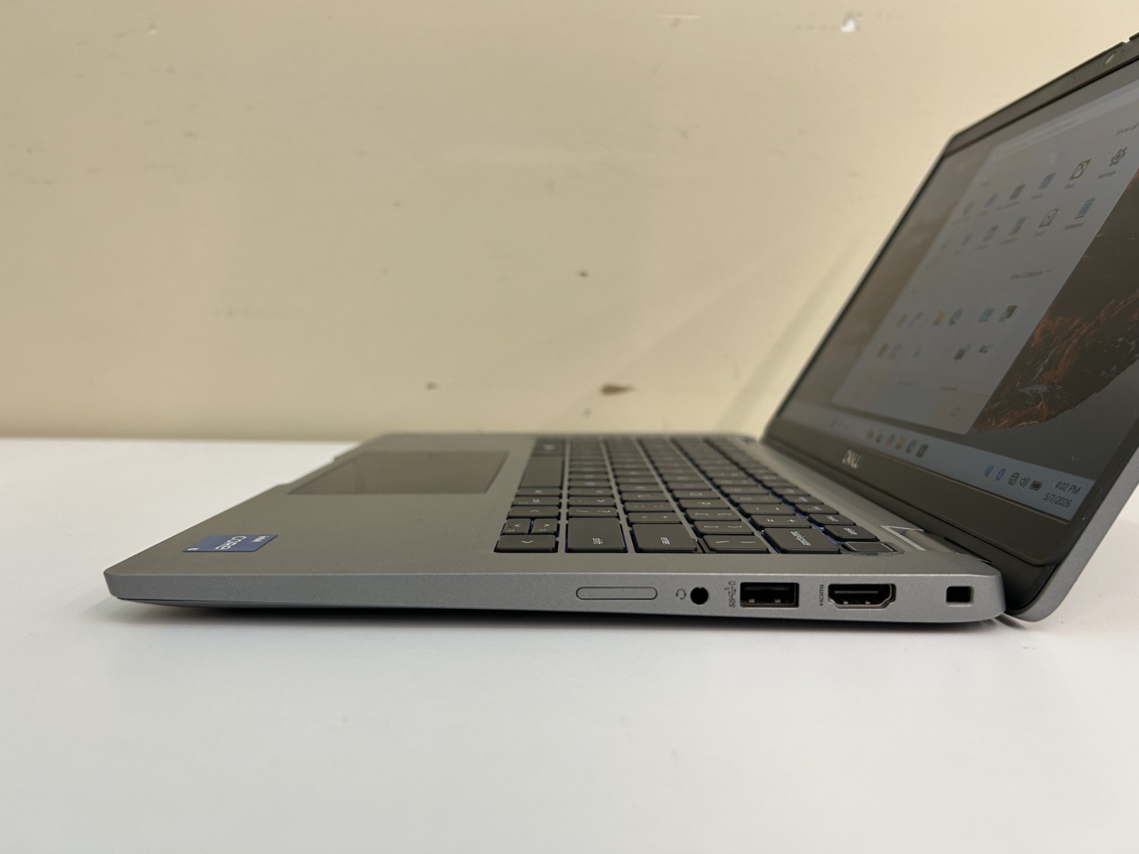 Laptop Dell Latitude 5330 12.5″ Core i5-1245G @1.60Ghz 512GB SSD 16GB RAM Win 11