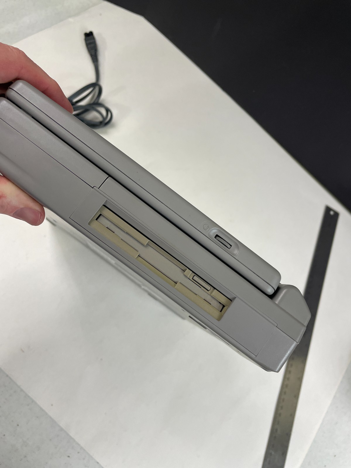Toshiba Satellite T2105 Laptop ~ 486DX2 CPU ~ Monochrome 4MB RAM ~ Bad Floppy
