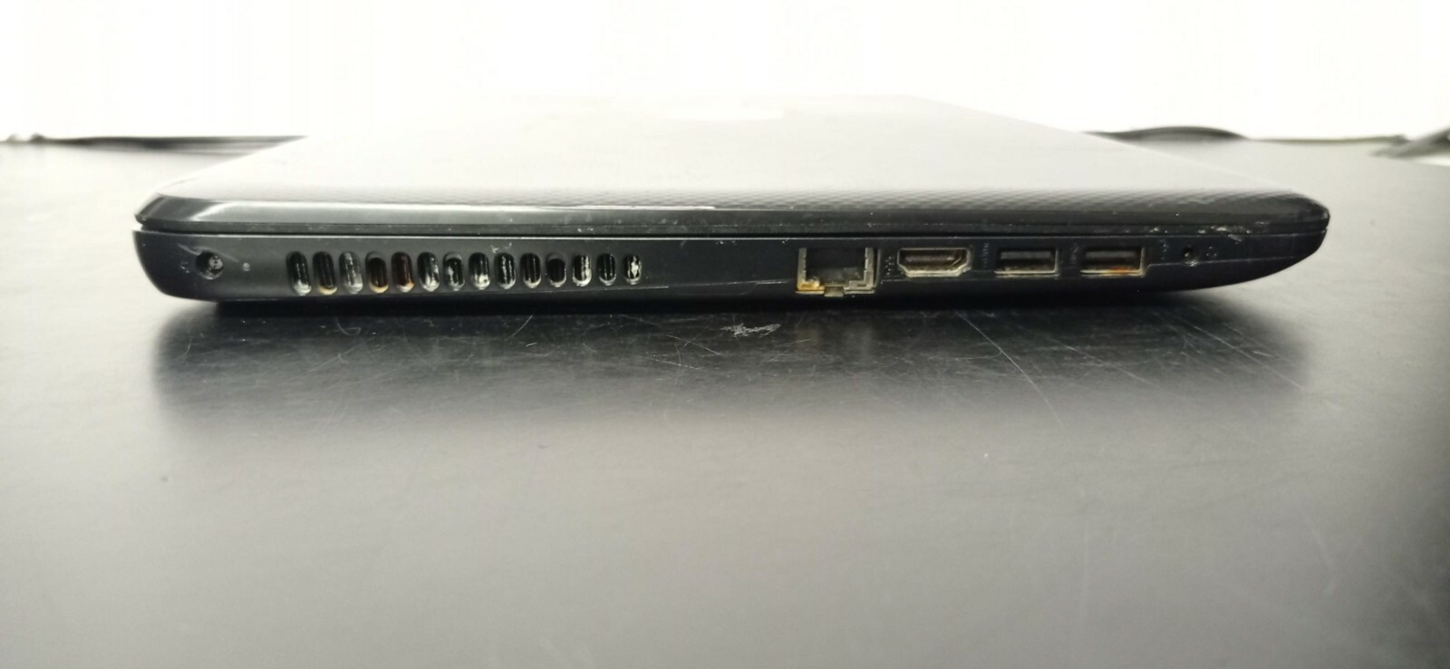 HP 15-ac121dx i3-5010U 2.1GHz 6GB RAM 1TB HDD 15.6″ Touch Win10 CND530044Q