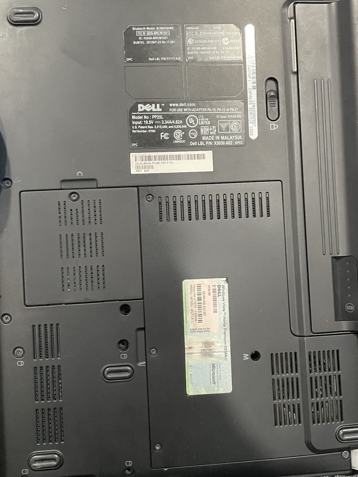 Dell XPS M1330 13″ Laptop Powers On Not Further Testing Red